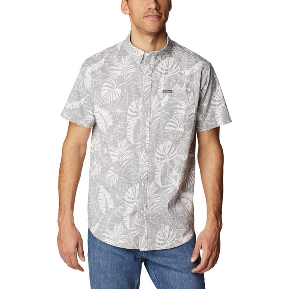 Columbia Rapid Rivers Short Sleeve Button Down Shirt - Picture 1 of 10